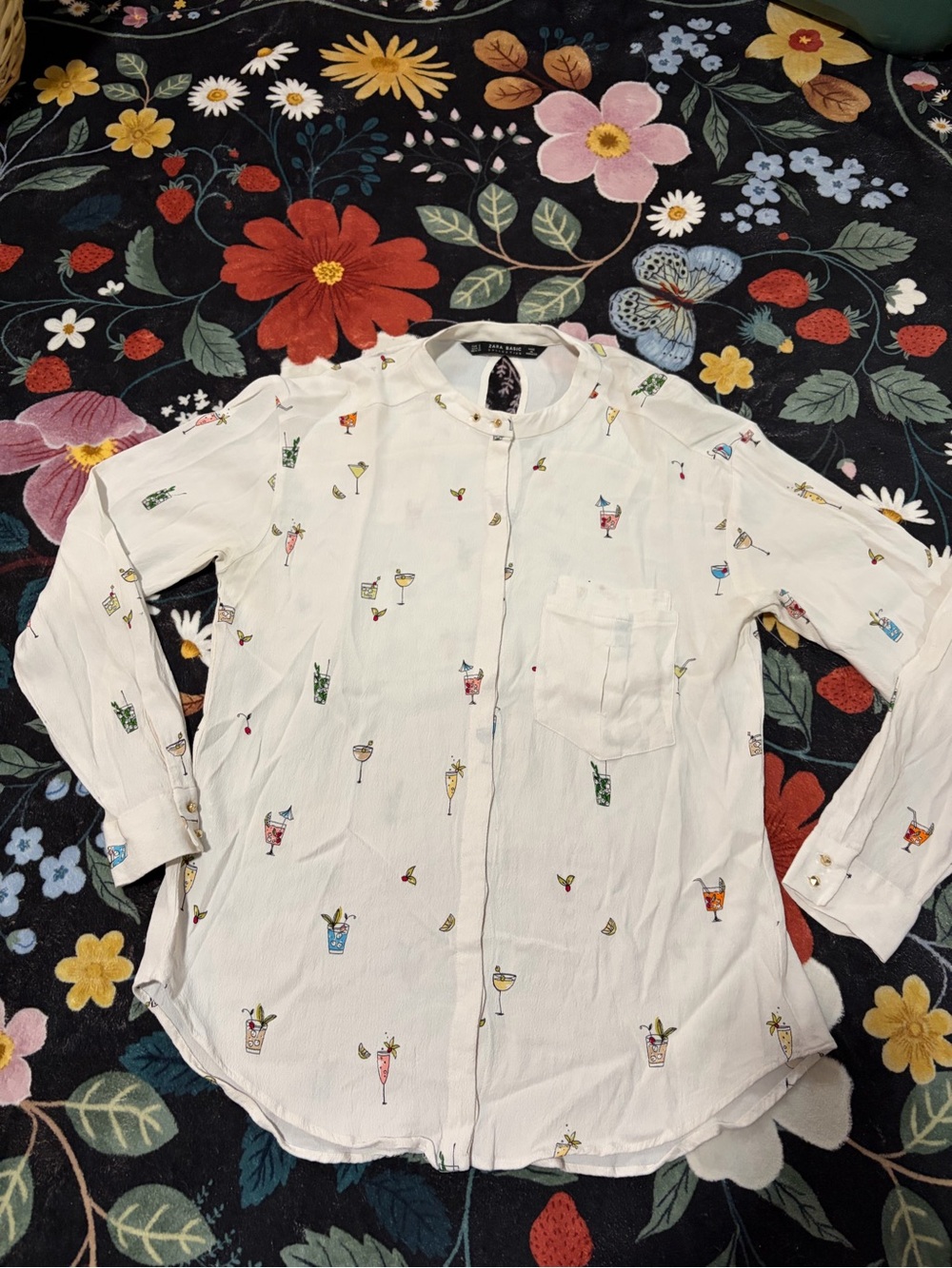 Zara White Button-Down Blouse with Multicolor Cocktail Motif